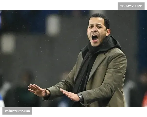 罗塞尼尔力挺福法纳 切尔西主帅强调裁判应负责任 罗塞尼尔力挺福法纳 切尔西主帅强调裁判应负责任